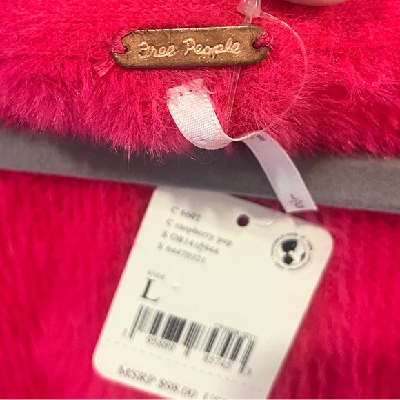 Free People Moonbeam Sweater Cropped Pullover Soft Fuzzy Pink Sweater Large NWT - Picture 5 of 9